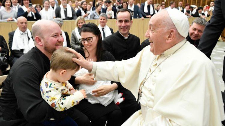 Papa: a paz começa no coração de cada um, quando decidimos perdoar                 